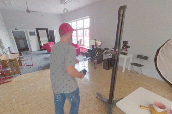 360° Photos and Videos